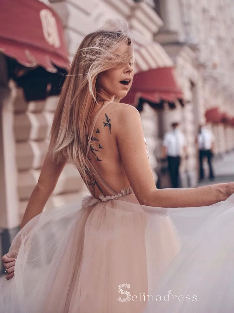 Chic A-line Spaghetti Straps Long Prom Dresses Aopplique Evening Dress CBD410
